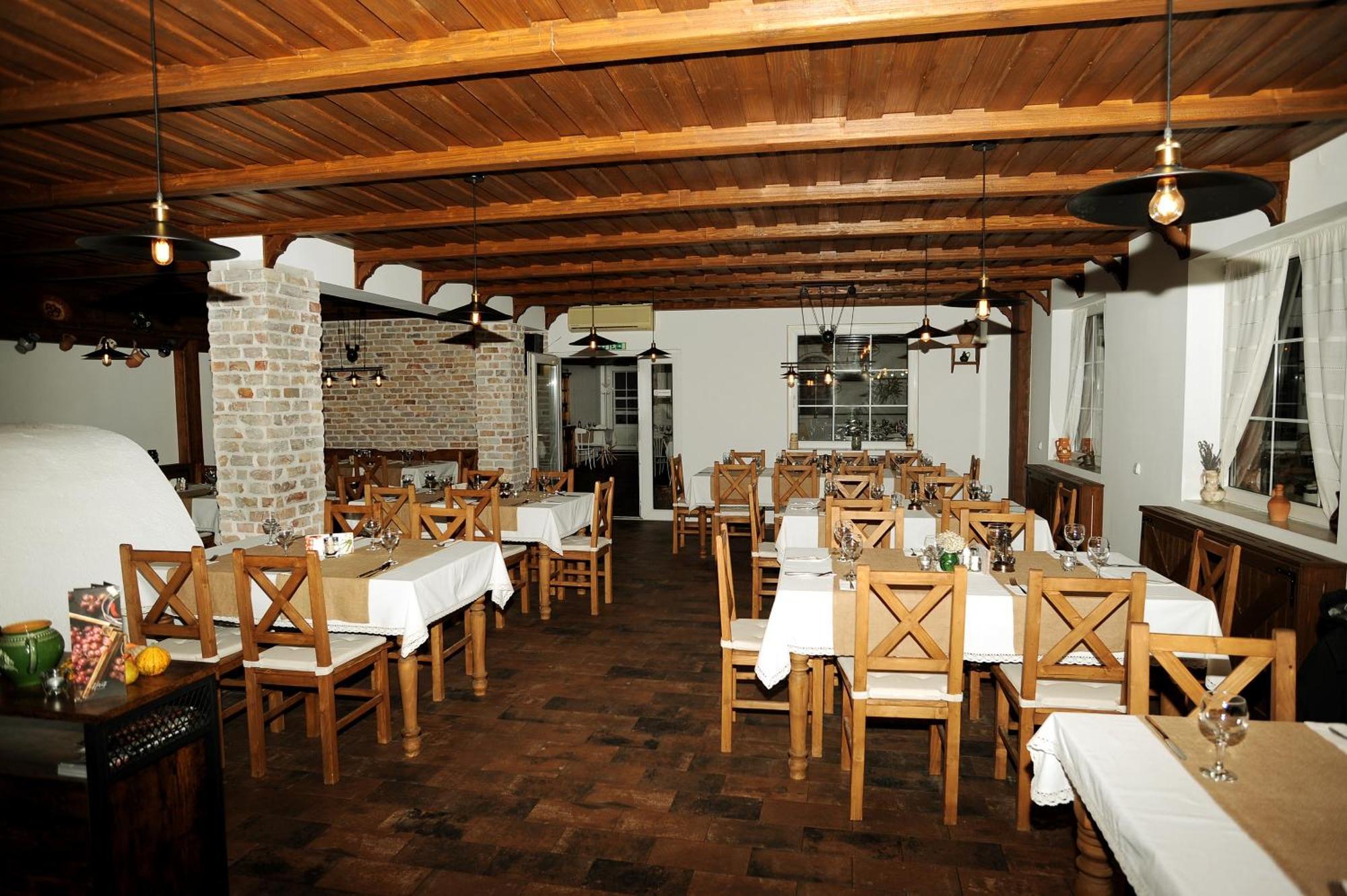 Pilisi Lovas Major, Dorog Bed and Breakfast Eksteriør billede
